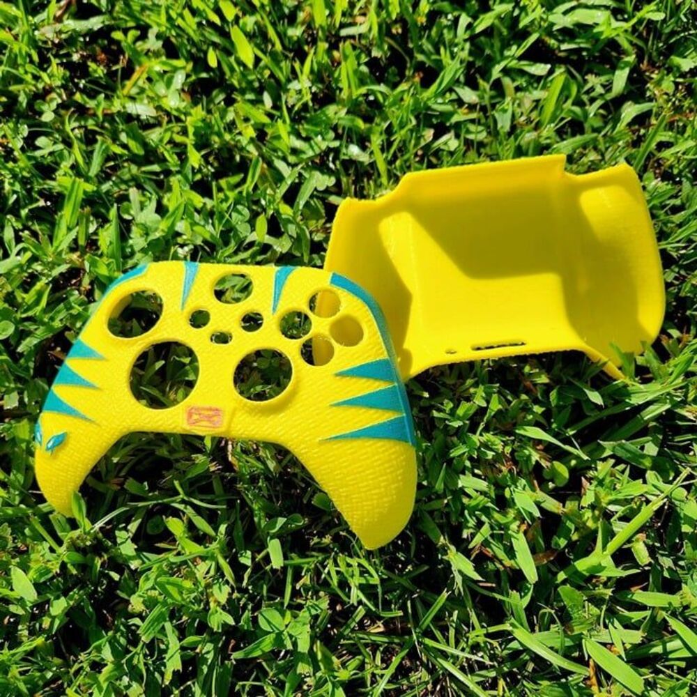 Deadpool and Wolverine Xbox Seres Controller cover for DEADPOOL 3